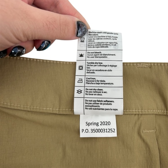 Carhartt 103606 - Women's Straight-Fit Force Madden Cargo Short Size 16 - Picture 6 of 10